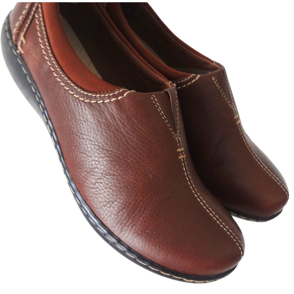 Clarks Ashland Joy Brown Leather Slip on Shoe Comfort Loafer Womens 9 Pebbled